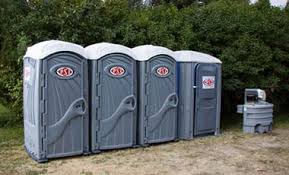 Best Deluxe Portable Toilet Rental  in USA